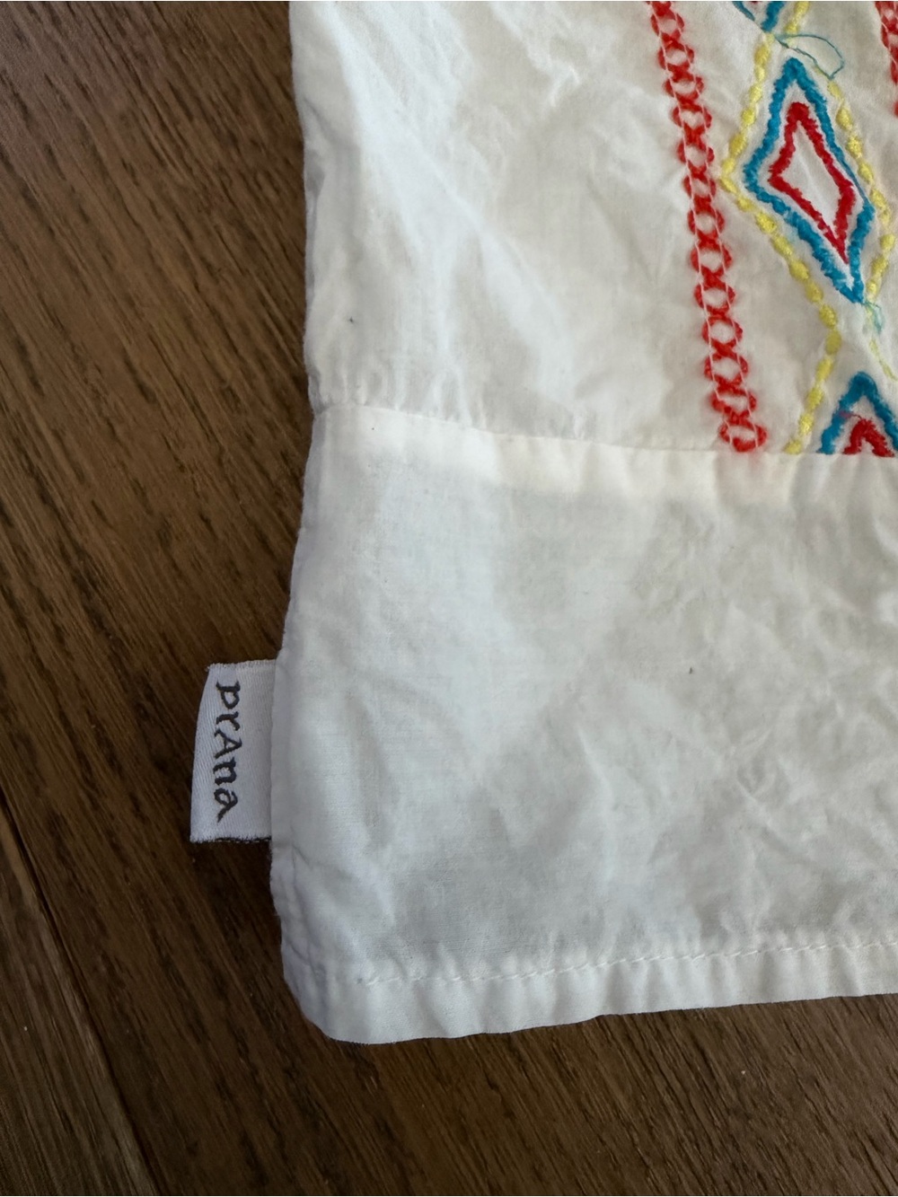 Vintage Prana White Embroidered Boho tank with Multicolor Geometric Stitching M - Picture 7 of 8